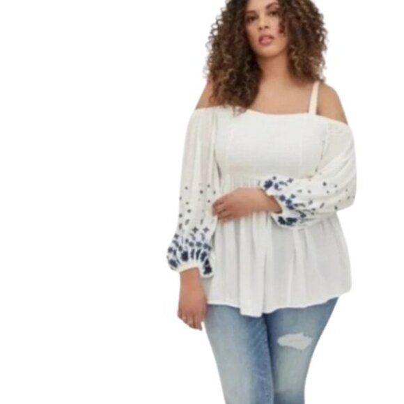 Torrid Womens Cold Shoulder Top White Embroidered Smocked Gauze Plus 2X New - Picture 1 of 4